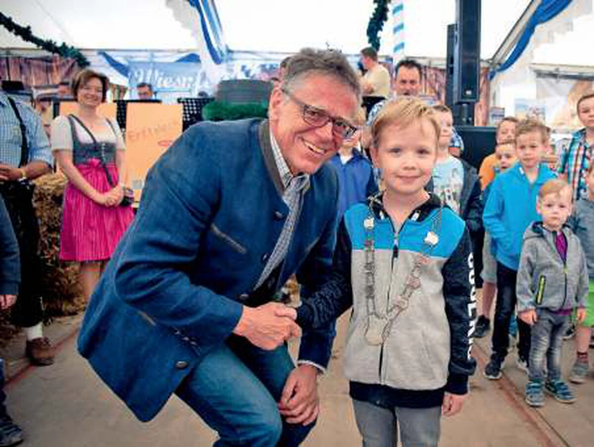 Ehrungsfoto: Moritz Krahwinkel beim Wiesnfest 2018