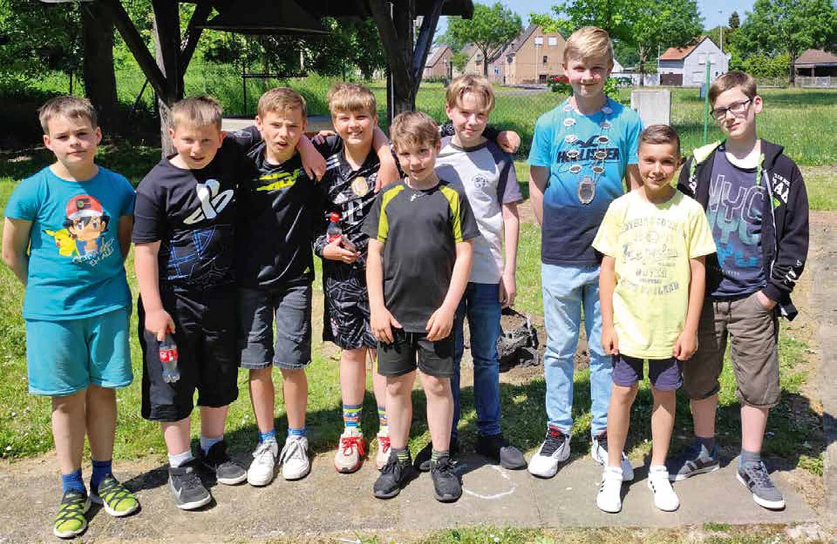 Die Coolen Jungs beim Vogelschuss 2023.